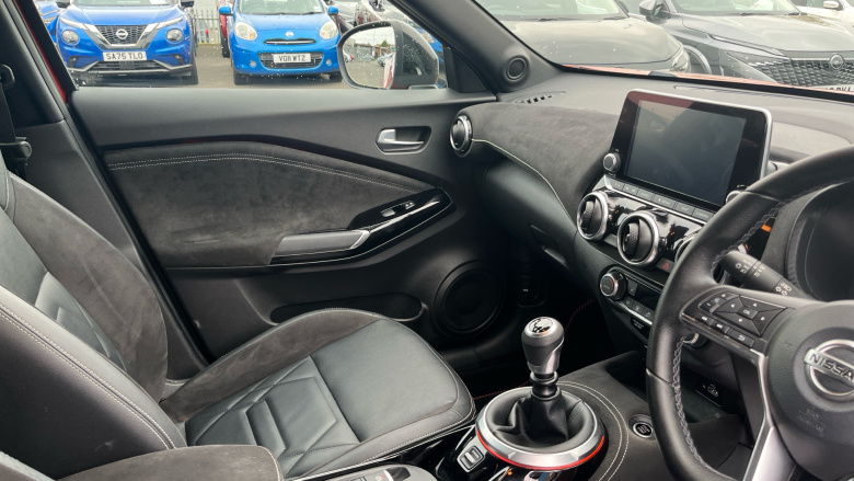 Nissan Juke 1.0 DiG-T 114 Tekna+ 5dr Petrol Hatchback